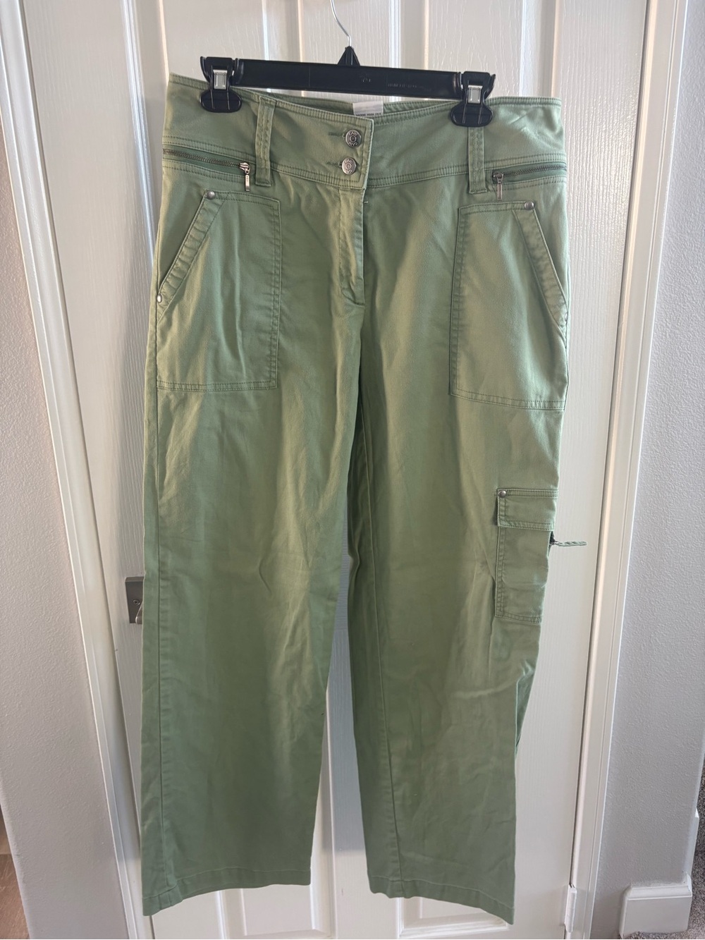 CAbi| Khaki Green Cargo Pants with Wide Belt Loops | Sz 10 | VGC